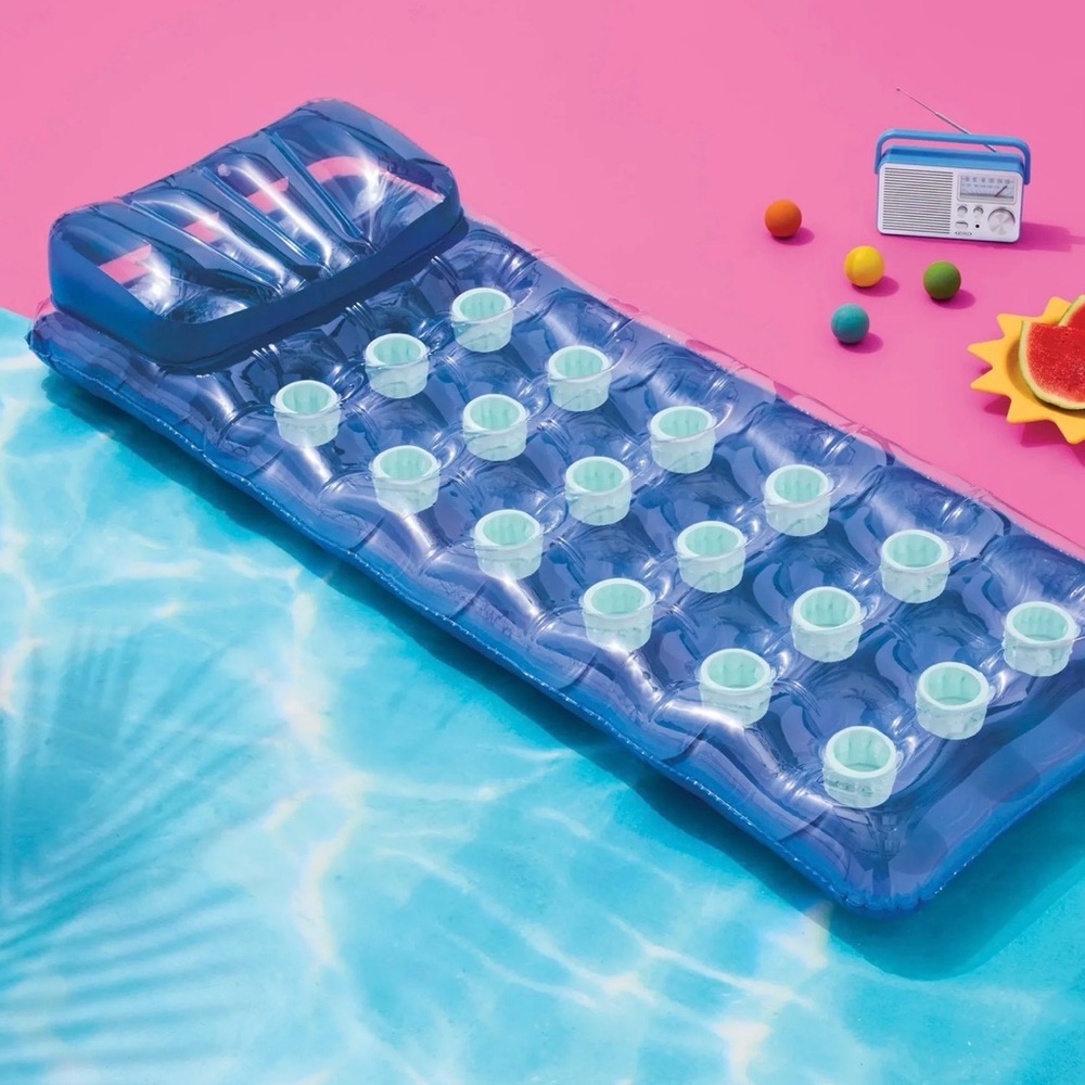 Sun Squad Pocket Lounge Water Floats and Inflatables - Blue
5 FT 9 IN LONG 14+